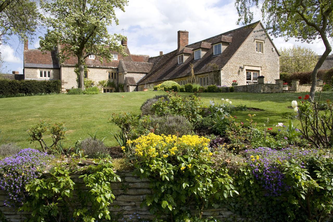 The Old Manor House Bed & Breakfast Halford  Exterior photo